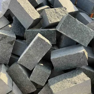 Граніт природній Габро 20*10*10 см  